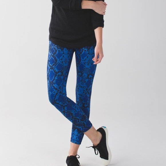 Size 8 - Lululemon High Times Pant *Full-On Luon